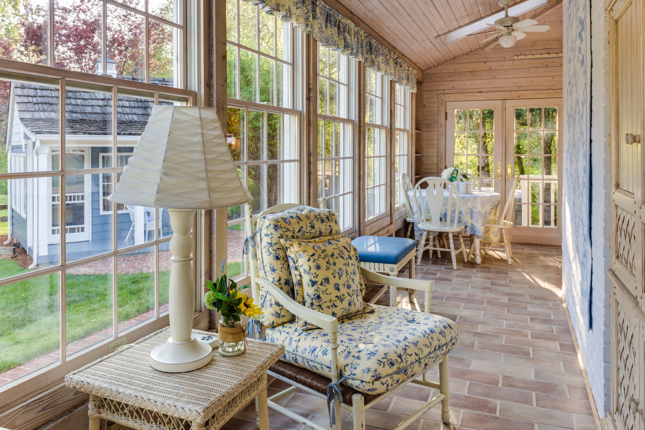 Best Heating Or Cooling Options For A Sunroom - Lee Jackson AIr Con
